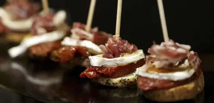 Excursion à la journée de Biarritz à San Sebastian avec dégustation de pintxos