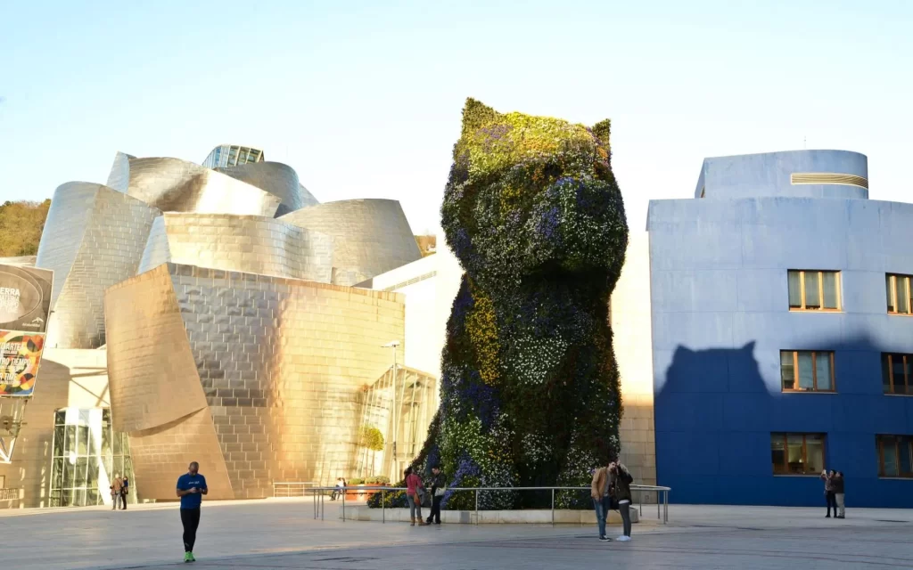 The Puppy floral sculpture at the Guggenheim Museum in Bilbao.