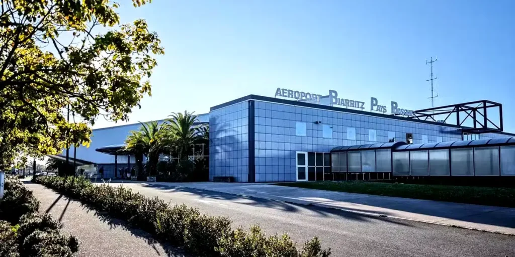 Biarritz Pays Basque Airport (BIQ) – terminal entrance
