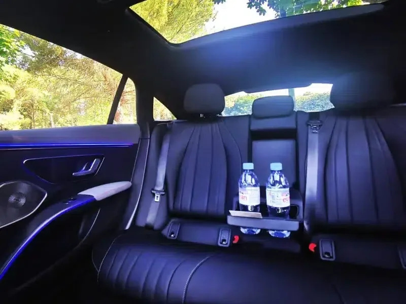 Premium chauffeured car interior in Biarritz – comfort and onboard amenities