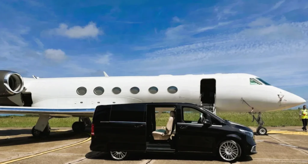 Business aviation & private jets: VIP meet & greet in Biarritz