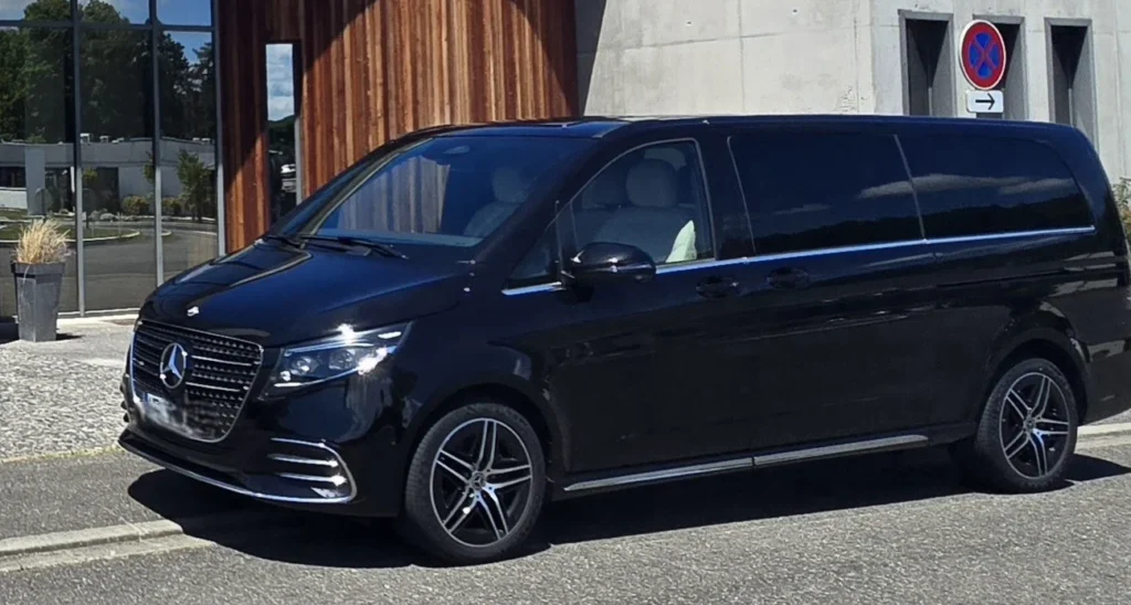 Van premium avec chauffeur VTC Biarritz – transport événementiel et séminaire
