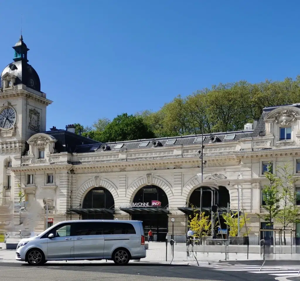Bayonne train station transfer with private chauffeur van in front of Gare de Bayonne