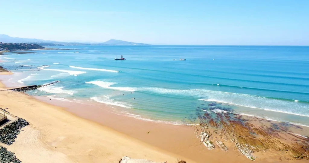 Taxi Bidart plage vue aérienne océan Atlantique – VTC Côte Basque